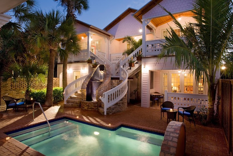 Port d'Hiver Bed and Breakfast - Event Venue in Melbourne Beach, Florida