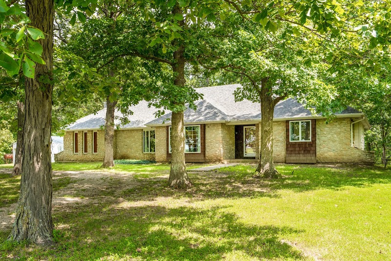 Rock House Retreats - Event Venue in Chilhowee, Missouri