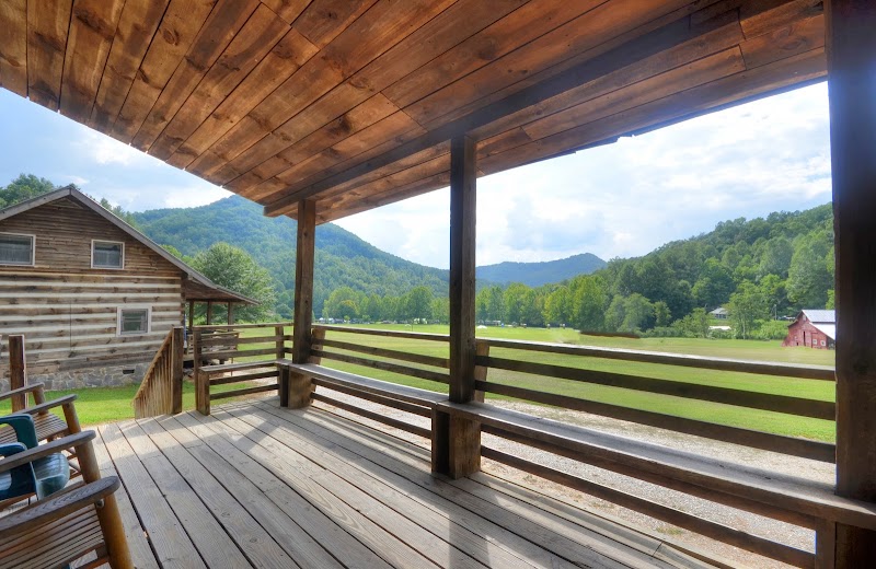 Smoky Mountain Retreat - Event Venue in Bryson City, North Carolina