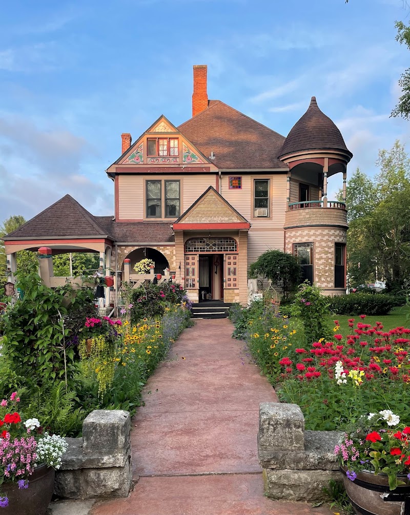 Historic Scanlan House B & B - Event Venue in Lanesboro, Minnesota