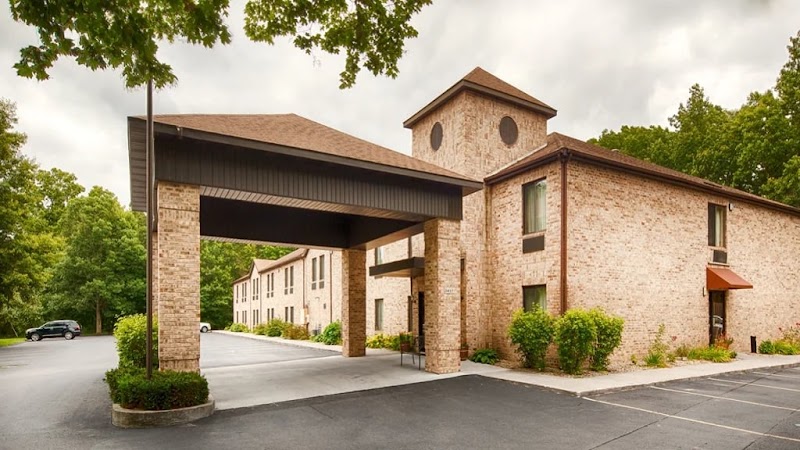 Best Western Plaza Hotel Saugatuck - Event Venue in Saugatuck, Michigan