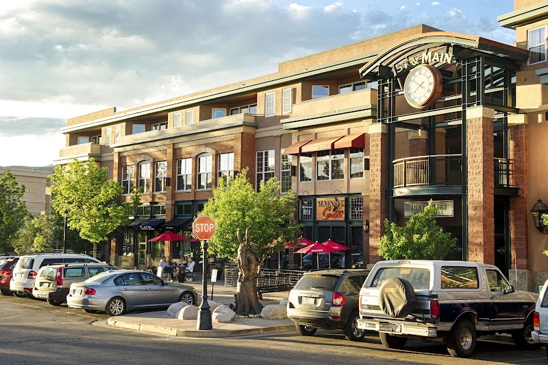 The Inn At Riverwalk - Event Venue in Edwards, Colorado