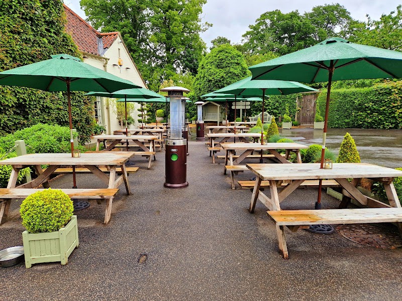 Pipe and Glass - Event Venue in South Dalton, East Riding of Yorkshire