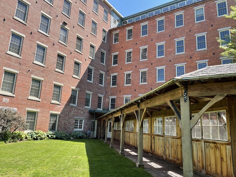 The Common Man Inn - Event Venue in Claremont, New Hampshire