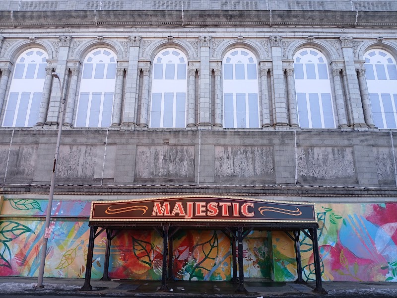 Palace & Majestic Theaters - Event Venue in Bridgeport, Connecticut