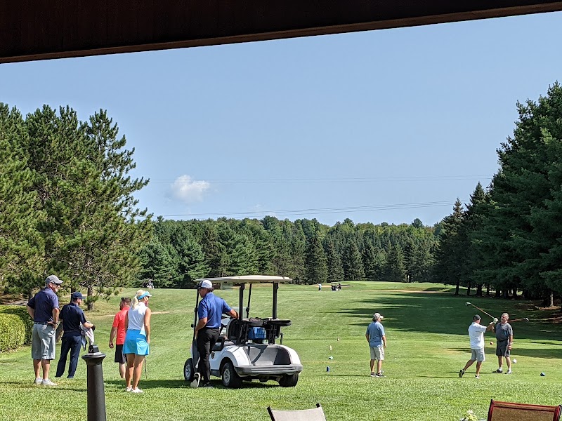 Hammond Golf and Country Club - Event Venue in Hammond, Ontario