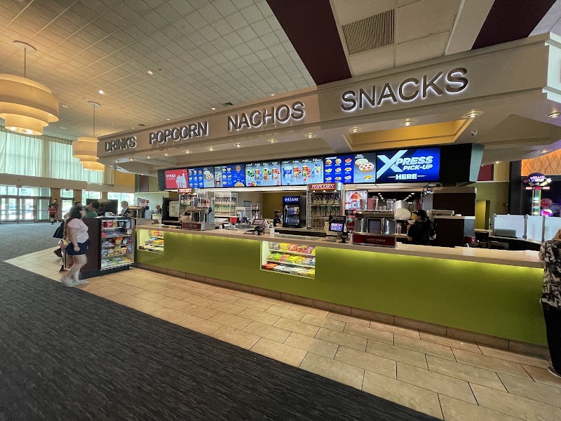 Showcase Cinema de Lux Lowell - Event Venue in Lowell, Massachusetts