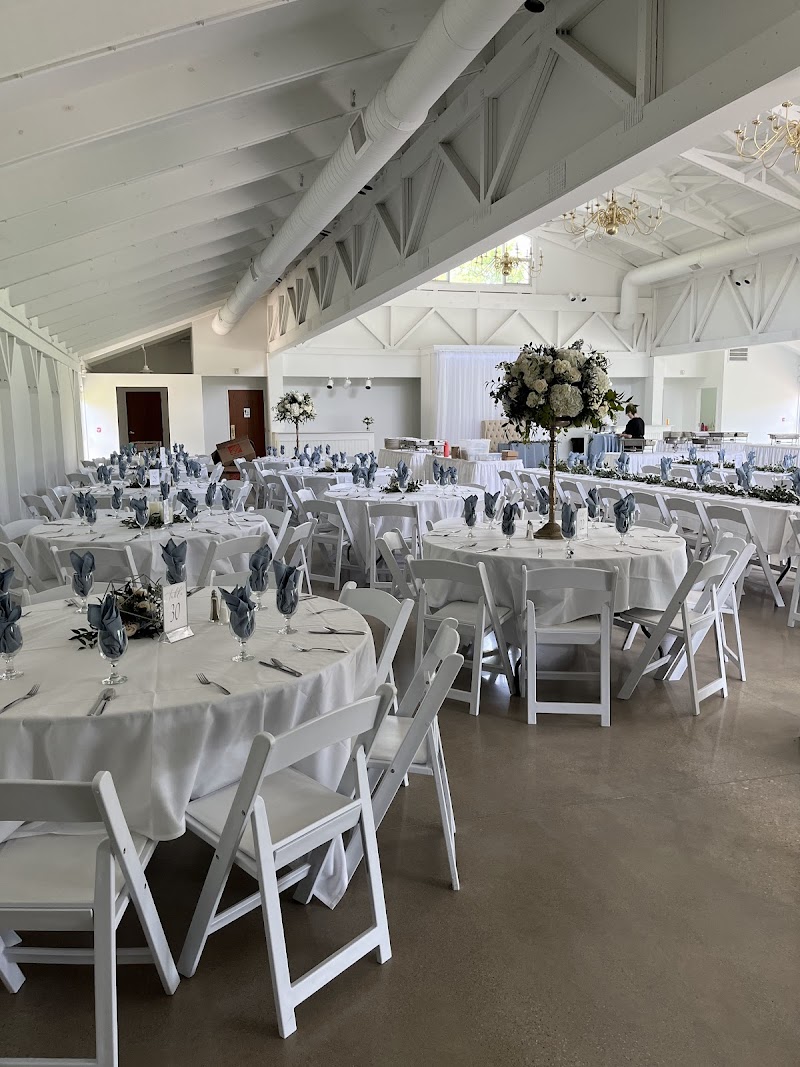 Waters Edge Vineyard - Event Venue in Louisville, Ohio