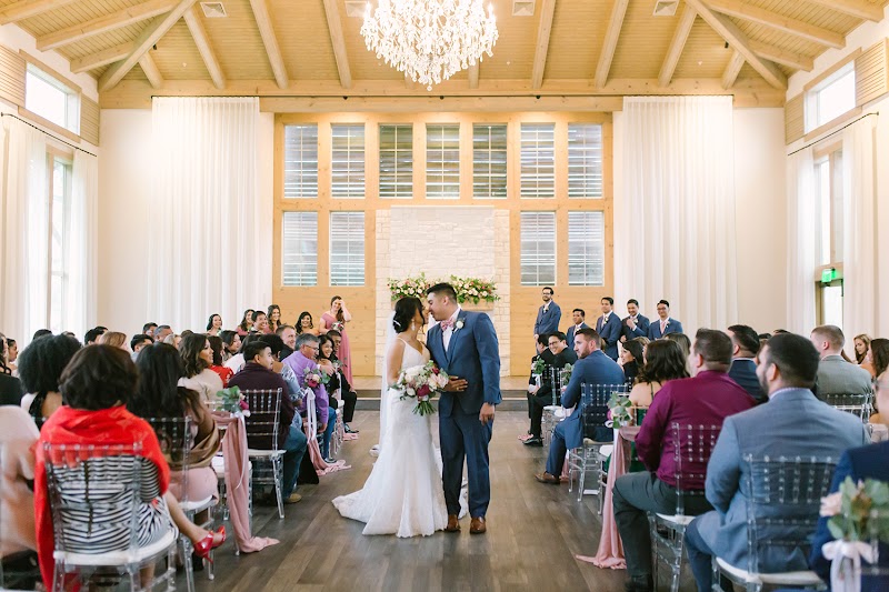 Hidden Pines Chapel | Highland Village - Event Venue in Highland Village, Texas