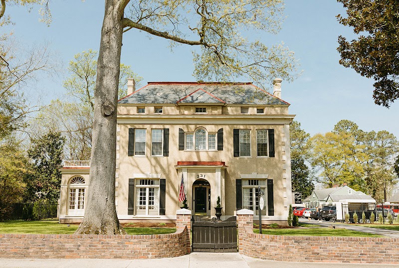 The Pinner House - Event Venue in Suffolk, Virginia