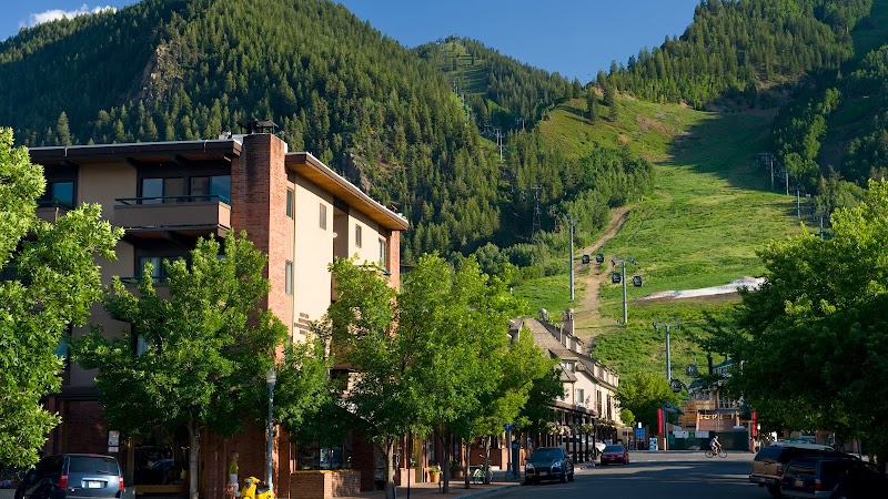 Aspen Square Condominium Hotel - Event Venue in Aspen, Colorado