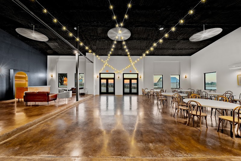 Wedding Venue Farmhouse 1905 - Event Venue in Moody, Texas