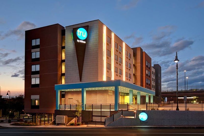 Tru by Hilton Manchester Downtown - Event Venue in Manchester, New Hampshire