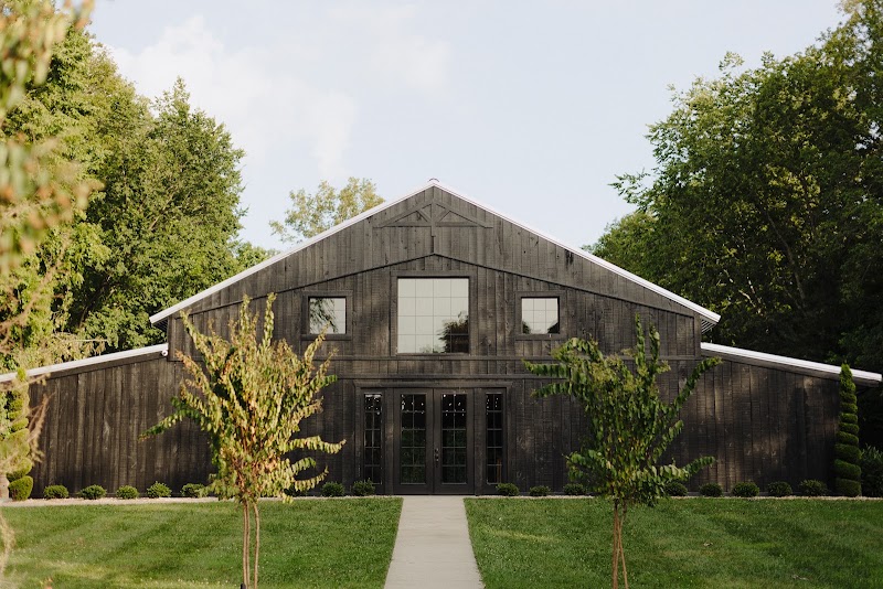 The Barn at Firefly Lane - Event Venue in Dickson, Tennessee