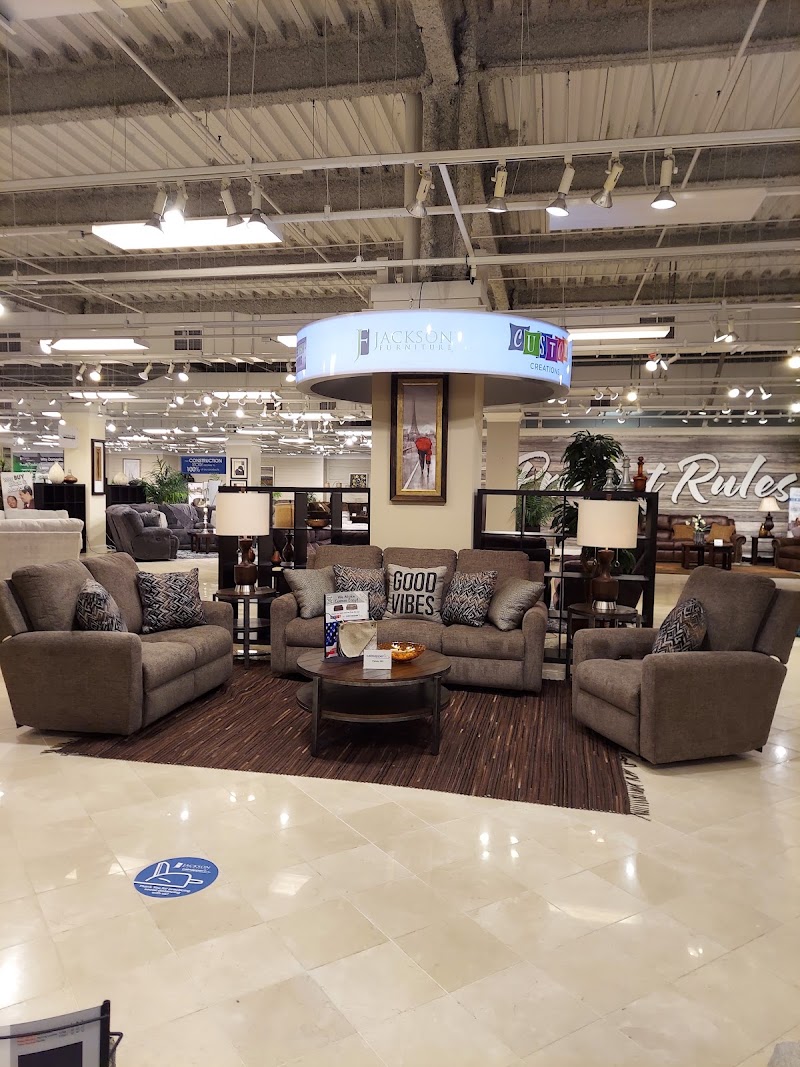 Plaza Suites - Event Venue in High Point, North Carolina