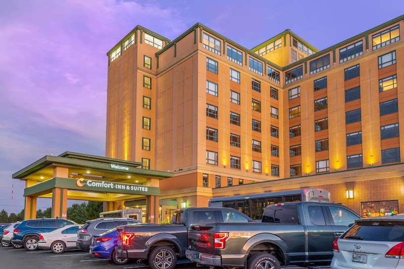 Comfort Inn & Suites Logan International Airport - Event Venue in Revere, Massachusetts