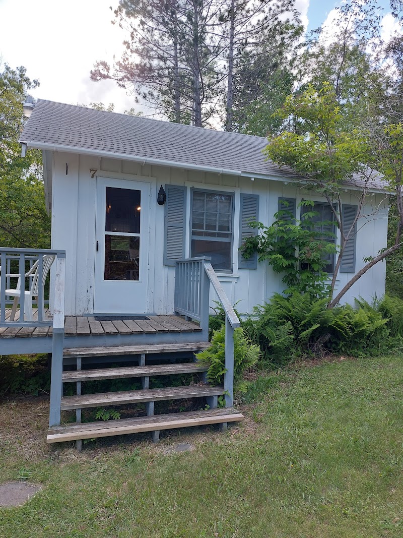 Lund's Motel & Cottages - Event Venue in Grand Marais, Minnesota