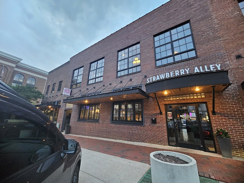 Strawberry Alley Ale Works - Event Venue in Clarksville, Tennessee