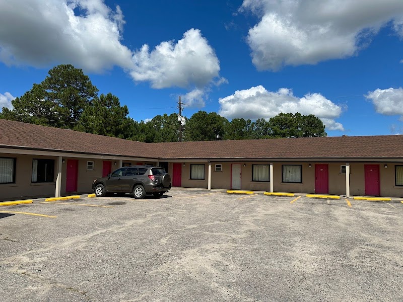 Crown Motel - Event Venue in Oxford, North Carolina