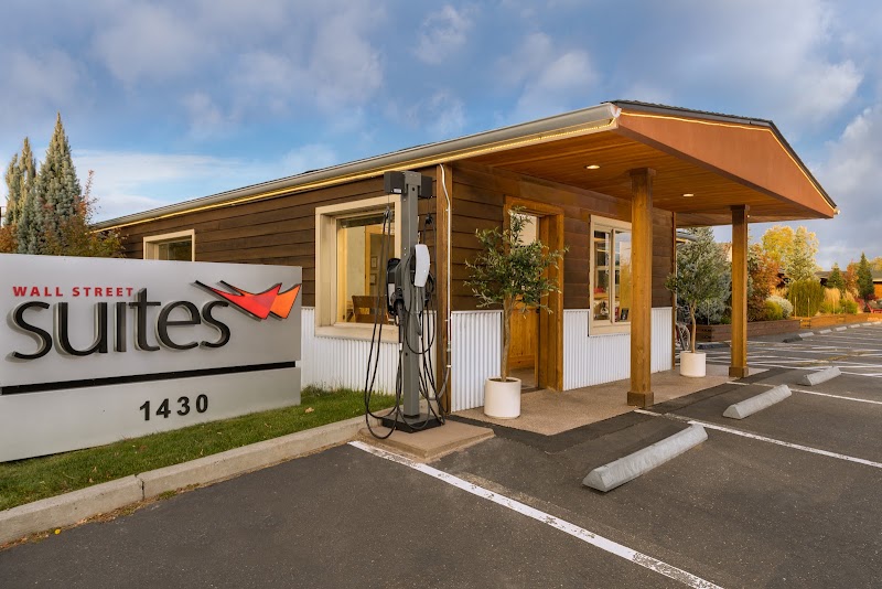 Wall Street Suites - Event Venue in Bend, Oregon
