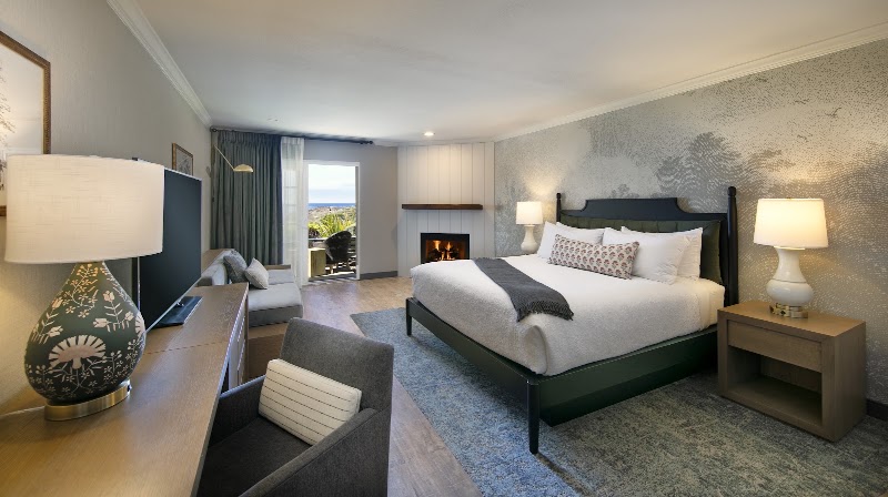 Fireside Inn on Moonstone Beach - Event Venue in Cambria, California