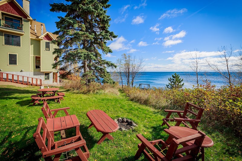 Croftville Road Cottages - Event Venue in Grand Marais, Minnesota