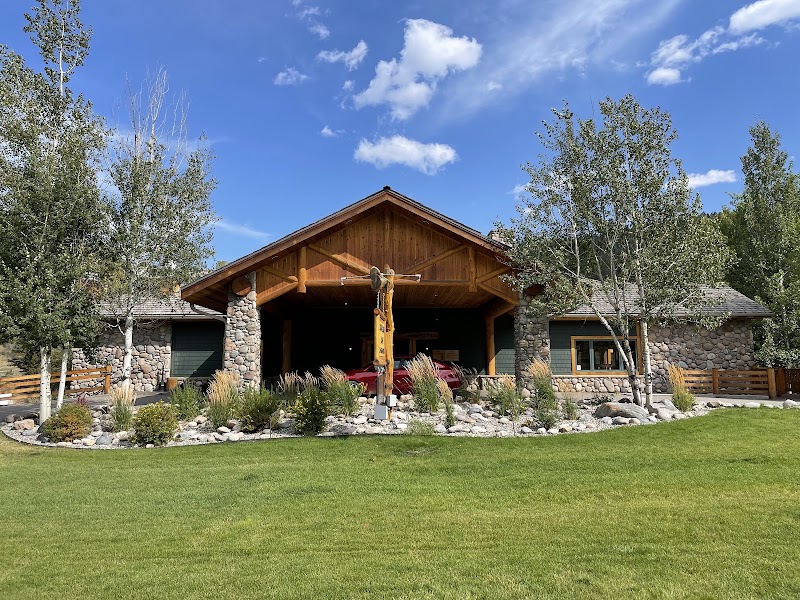 Rainbow Ranch Lodge - Event Venue in Gallatin Gateway, Montana