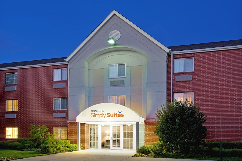 Sonesta Simply Suites Chicago Naperville Warrenville - Event Venue in Warrenville, Illinois