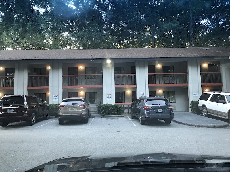 Cheshire Motor Inn - Event Venue in Atlanta, Georgia