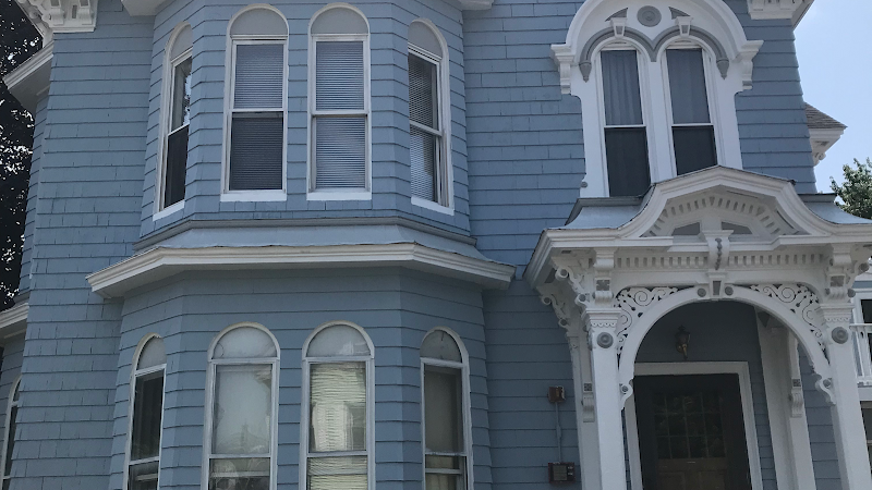 Private Rooming House - Event Venue in Manchester, New Hampshire