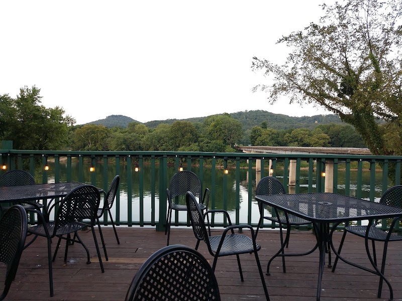 Anglers White River Resort - Event Venue in Mountain View, Arkansas