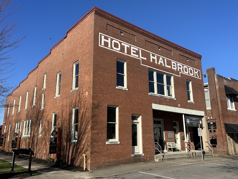 Hotel Halbrook - Event Venue in Dickson, Tennessee