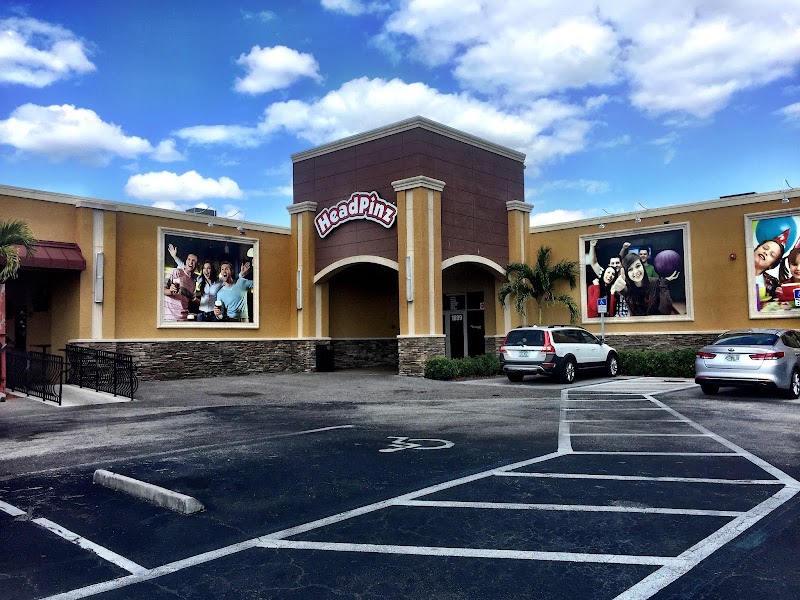 Bowlero Midpoint - Event Venue in Cape Coral, Florida