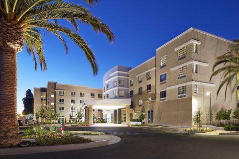 Courtyard by Marriott Sunnyvale Silicon Valley - Event Venue in Sunnyvale, California