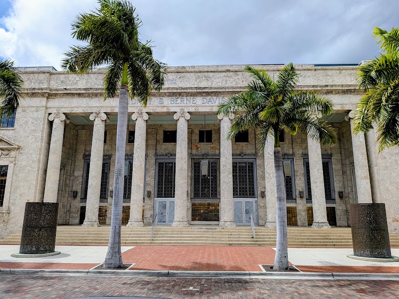 Sidney & Berne Davis Art Center - Event Venue in Fort Myers, Florida