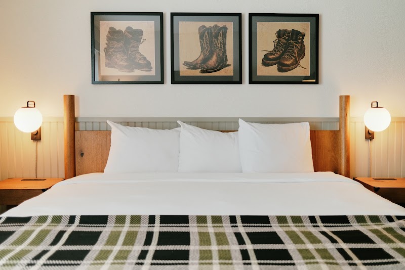 White Pine Adventure Inn - Event Venue in Pinedale, Wyoming