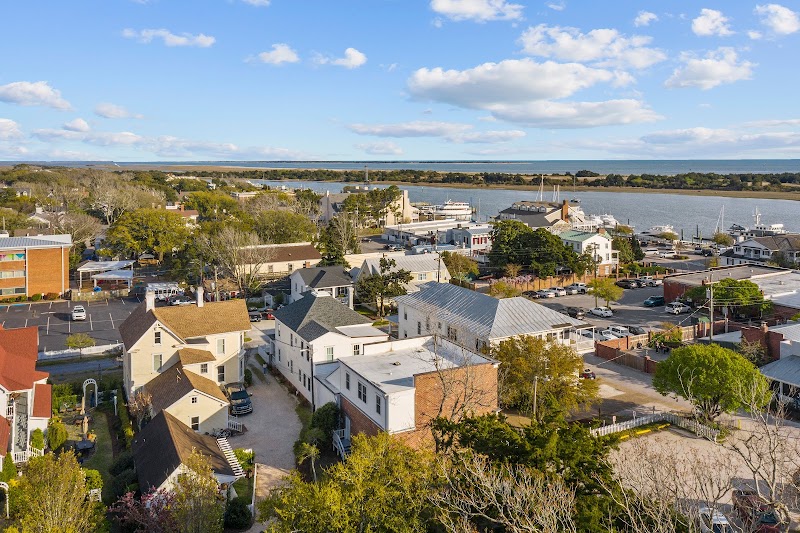 Middle Lane Loft Vacation Rental - Event Venue in Beaufort, North Carolina