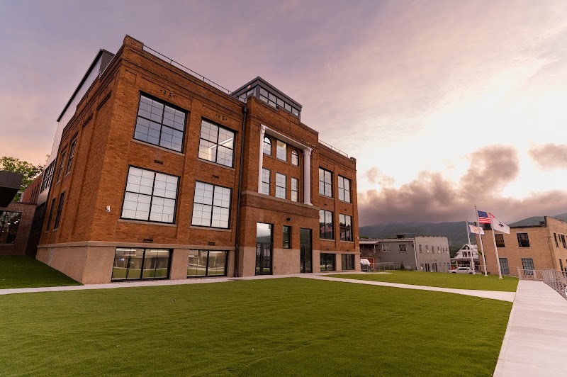 The Schoolhouse Hotel - Event Venue in White Sulphur Springs, West Virginia