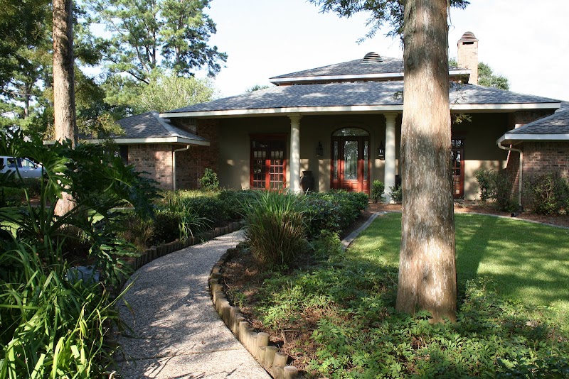 Louisiana Cajun Mansion Bed and Breakfast - Event Venue in Youngsville, Louisiana