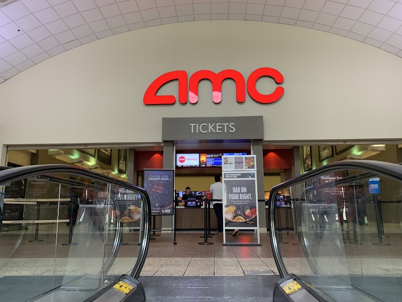 AMC DINE-IN Clearview Palace 12 - Event Venue in Metairie, Louisiana