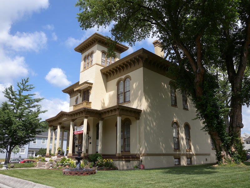 The Pepin Mansion Historic Bed & Breakfast - Event Venue in New Albany, Indiana