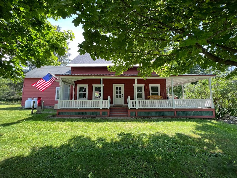 Honeypot Farmhouse - Event Venue in Weston, Vermont