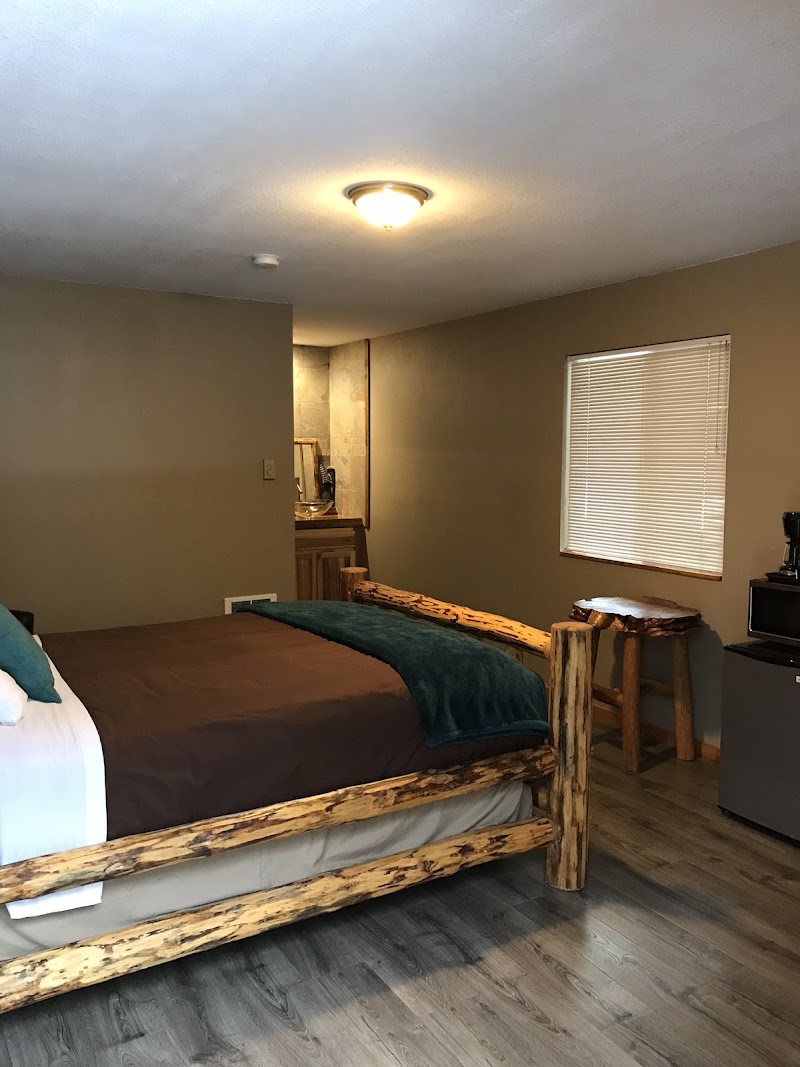 The Upriver Lodge - Event Venue in Prichard, Idaho