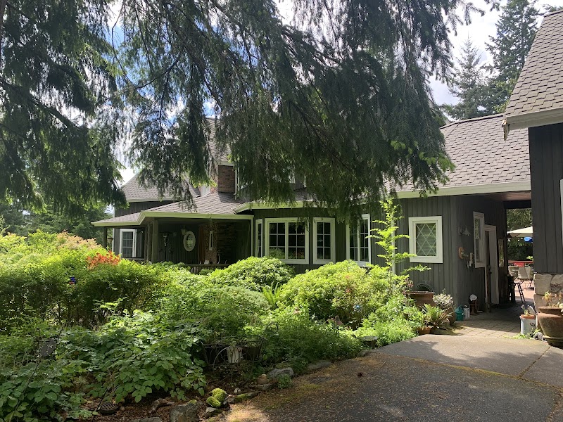 Hideaway Lodge Bed & Breakfast - Event Venue in Woodinville, Washington