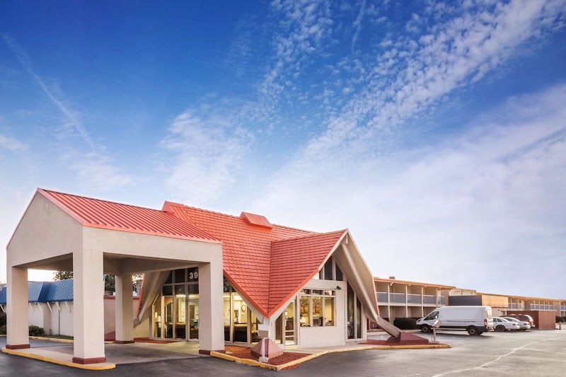 Sea Breeze Inn - Event Venue in Ocean City, Maryland