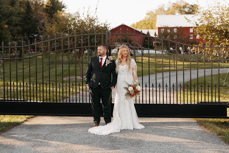 The Looking Barn, LLC - Event Venue in Littlestown, Pennsylvania
