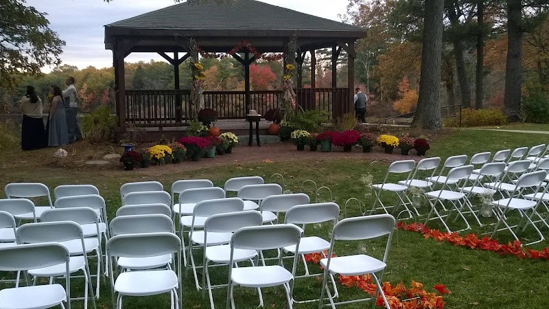 Loon Pond Lodge - Event Venue in Lakeville, Massachusetts