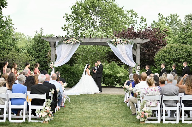 Finley Creek Vineyards - Event Venue in Zionsville, Indiana