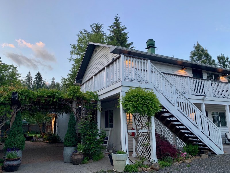 RubyJune Inn - Event Venue in White Salmon, Washington