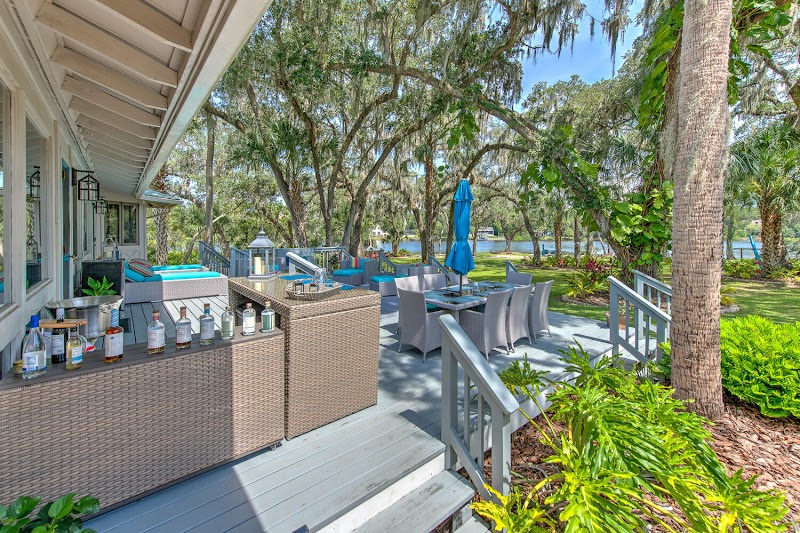 Riverbend Retreat Fla. - Event Venue in Riverview, Florida